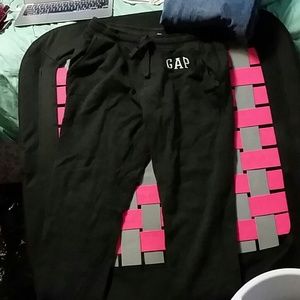 GAP sweatpants